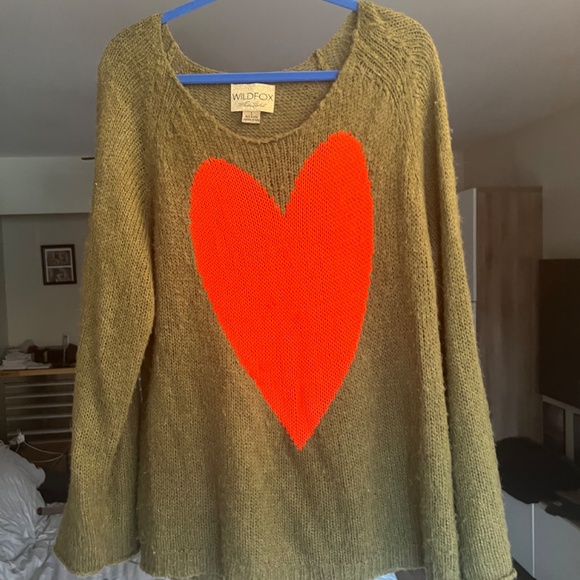 Wild fox heart sweater - Picture 3 of 4